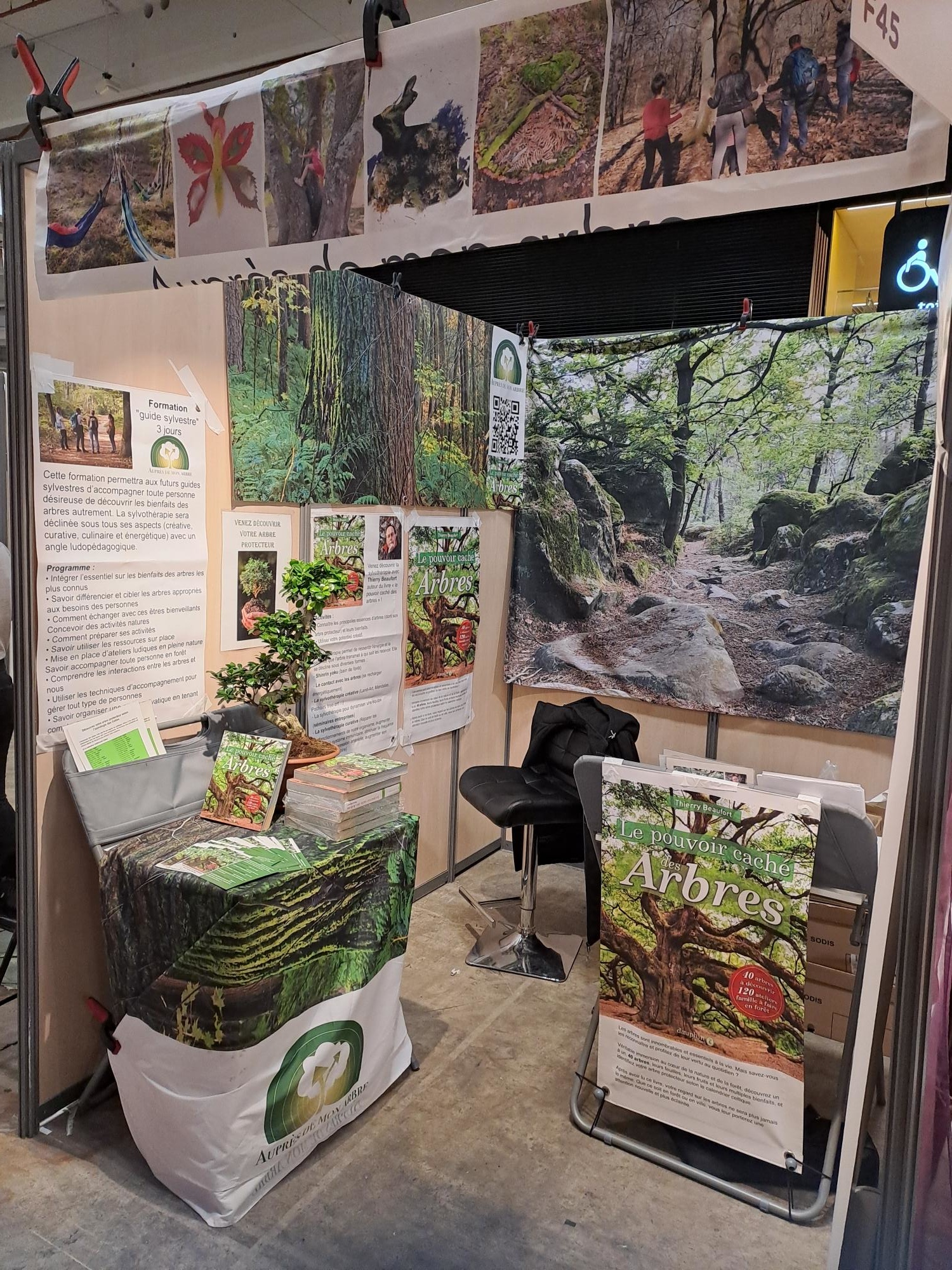 Auprès de mon arbre - Sylvothérapie - stand